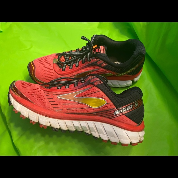 Brooks running shoes - Picture 2 of 5